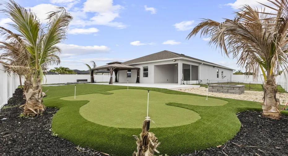 Back yard putting green