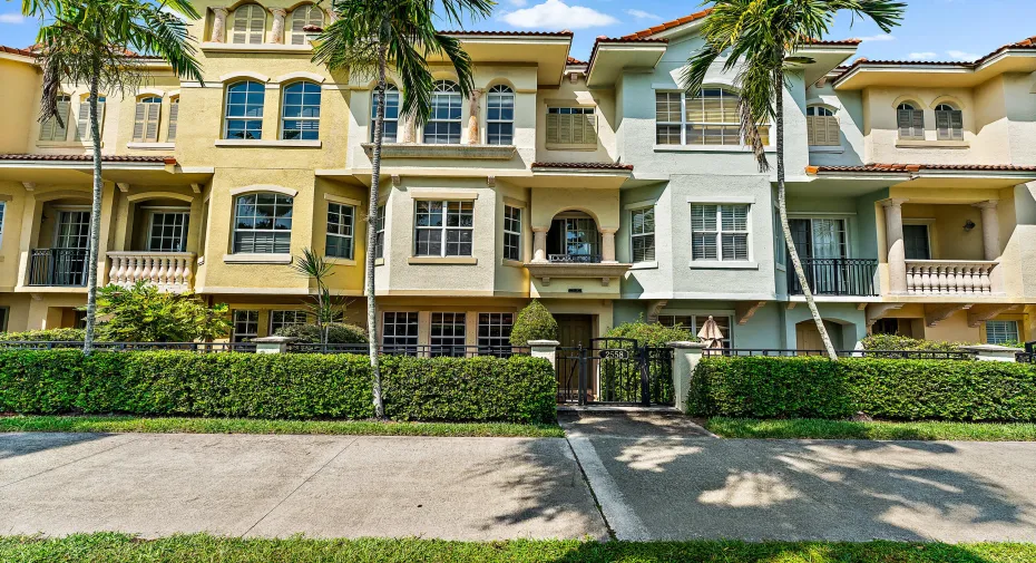 002-2558GardensPkwy-PalmBeachGardens-FUL