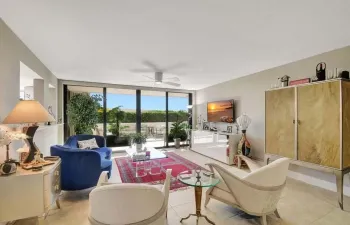 Living room b