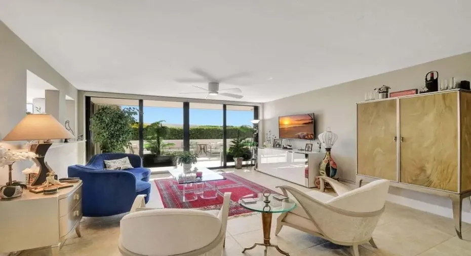 Living room b
