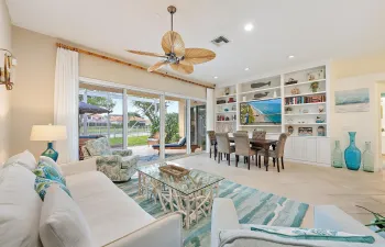 718 Pinehurst Way-38
