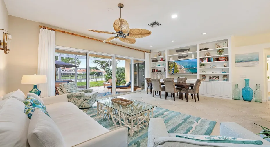 718 Pinehurst Way-38