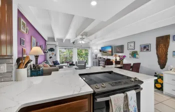 Kitchen Photo #1