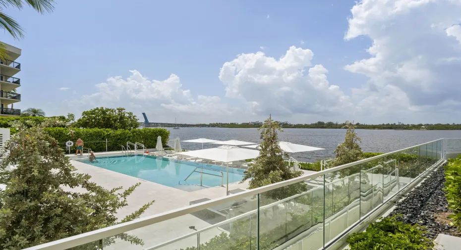 2773 S Ocean