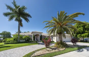 Street view - Circular Pavered Driveway