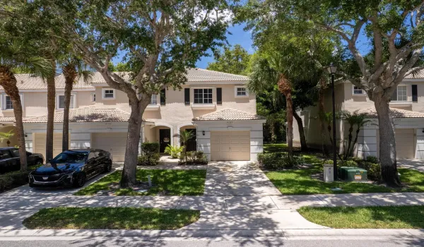 coner lot home