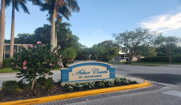 Arbor Courts