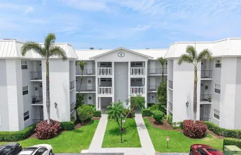 8 Colonial Club Drive