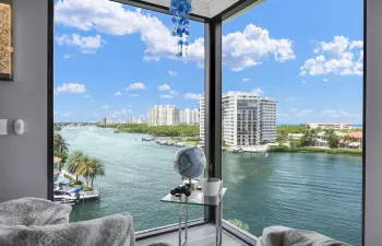 Living room Corner view