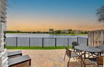 Serene sunset backyard lake view!