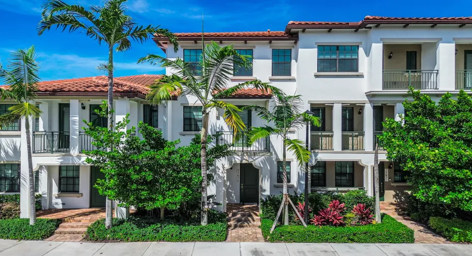 11675 SW 13th Ct-1
