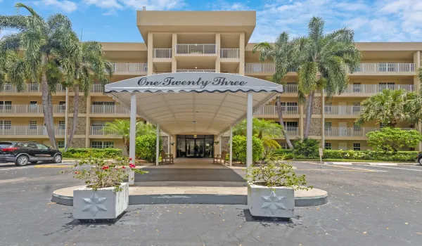 1_accutour_01 cypress-grove-way -002