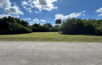 Fort Pierce Lot