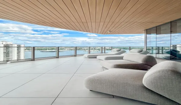 Spectacular Views!