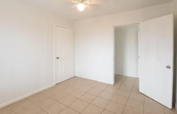  Clark-1104 22nd Street C-010
