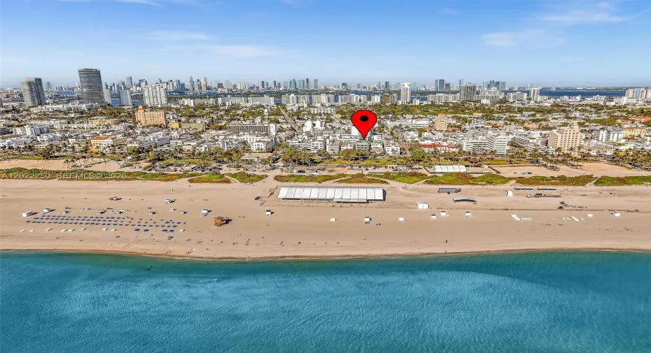 Perfect Location, in the heart of Sobe, across from the Beach and Lummus Park