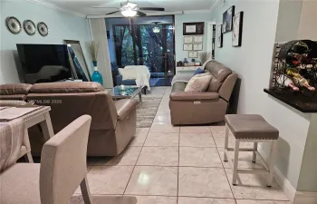 Living Room Comes Furnished or Unfurnished