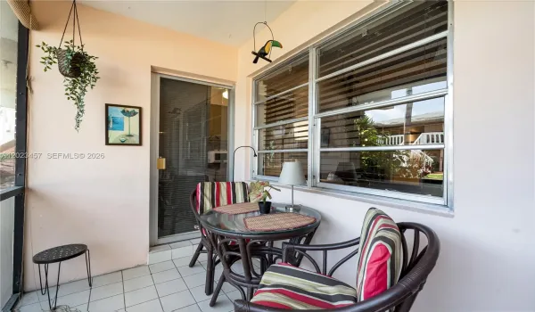 screened in patio