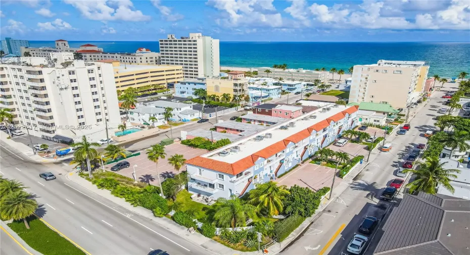 Steps from Hollywood Beach