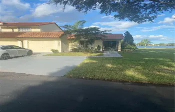 Townhouse For Sale