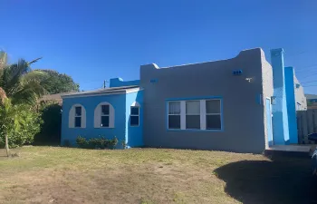 0-front_house