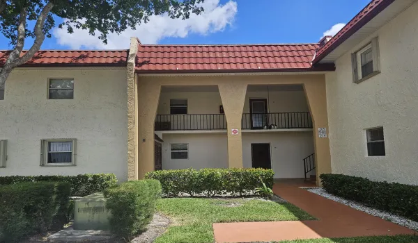 217 Lake Dora Front