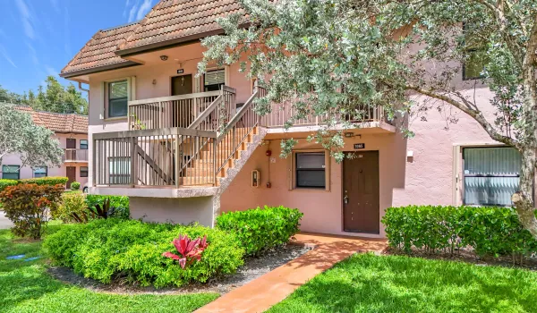 1065 NW 106th Terrace #102-10