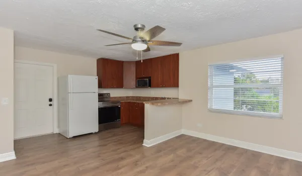 605 N Federal Hwy_#9_1