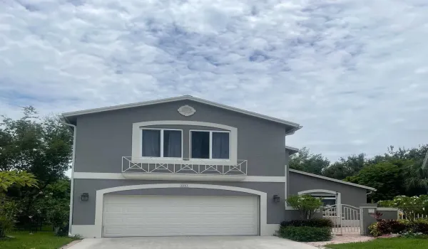 4251 Pine Hollow Cir 1