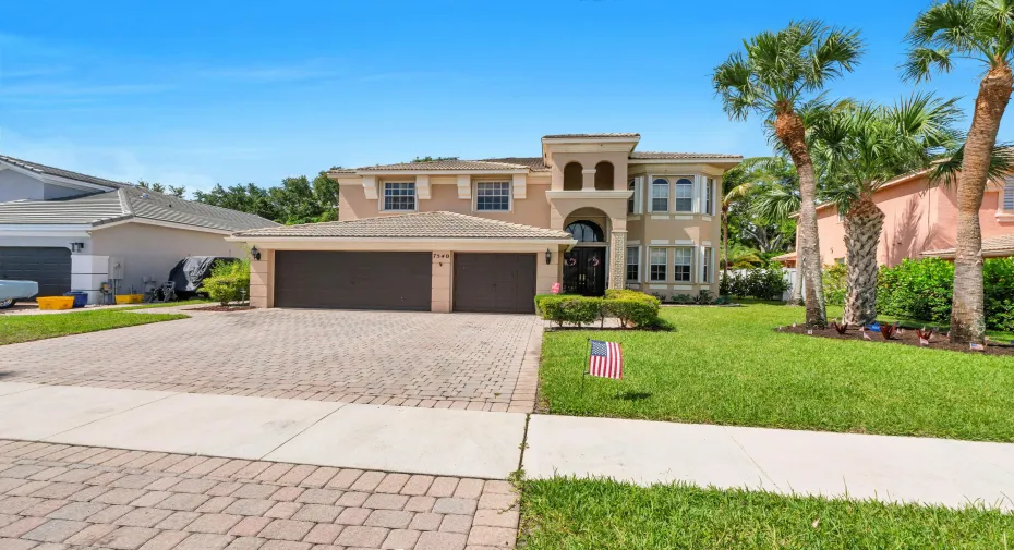 7540 Greenville Cir-10