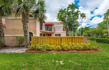 8050SevernDr.AptC.BocaRaton-2
