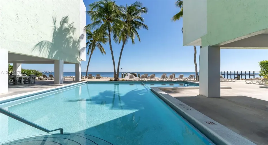 GORGEOUS OCEANFRONT HEATED POOL