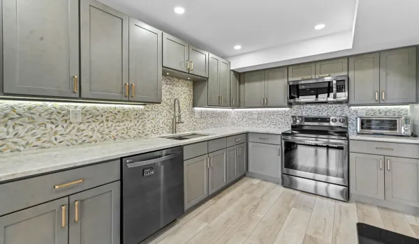 15 Kitchen 02