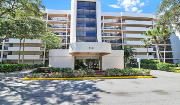 6420 Boca del Mar Dr front