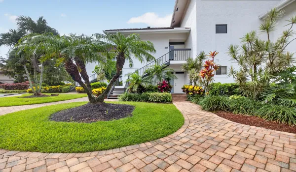 19221 Sable Lakes Boca West Country Club.