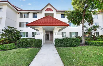 104 Half Moon Circle D2