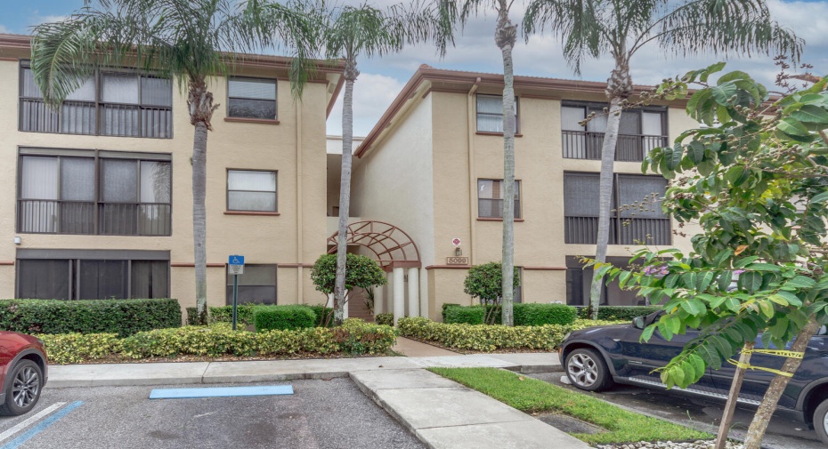 5099 Splendido Court Unit V, Boynton Beach, Florida 33437, 3 Bedrooms Bedrooms, ,2 BathroomsBathrooms,Condominium,For Sale,Splendido,3,RX-10913238