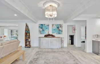 Stunning Foyer