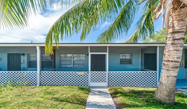 001-5049thAvenueNorth-LakeWorthBeach-FL-