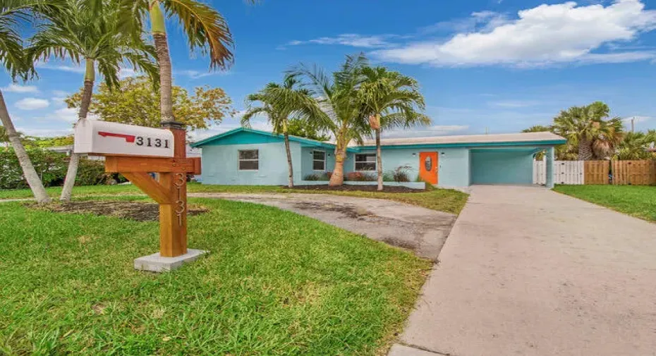 3131 Avenue E Pictures
