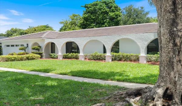 02-6749 S Grande Drive Boca Raton, FL-28