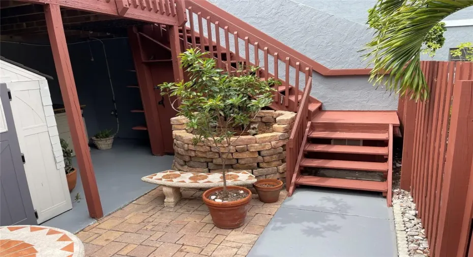 Courtyard with shed