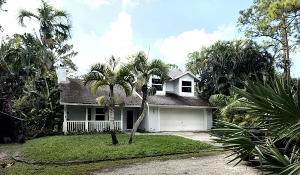 4/2.5/2 Residence