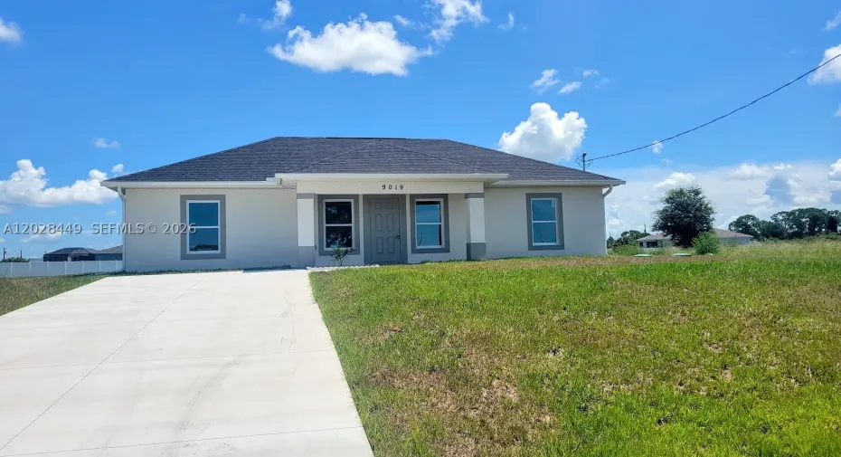 9019 E CROW CIR. LABELLE FL 33935