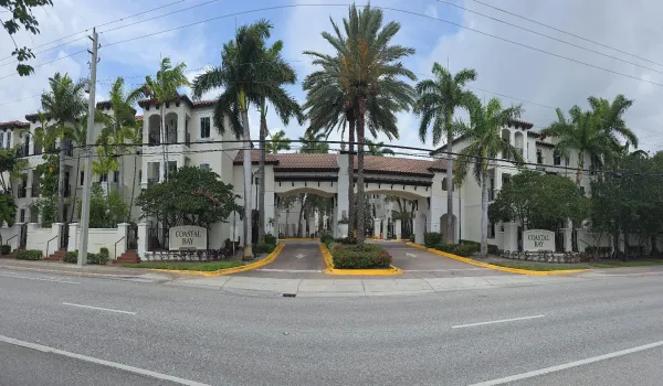 MAIN ENTRANCE FEDERAL HWY