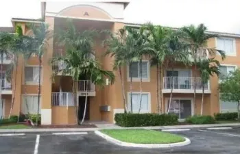 13-Condo Exterior