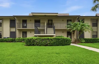 29 Plantation Drive 202, Vero Beach, FL