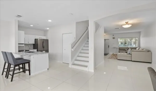 4722 lago vista.jpg 14