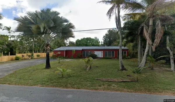 300 bayberry dr