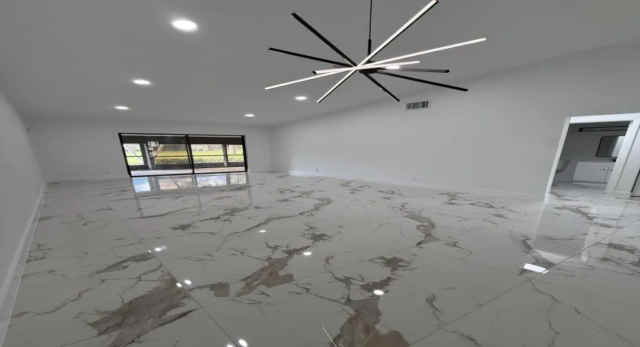 DINNING-LIVING ROOM